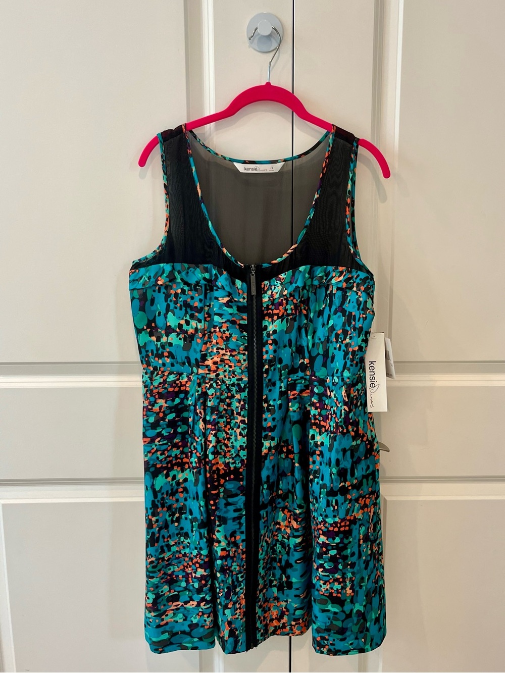 Kensie Girl NWT fit & flare Multi-Print Sleeveless Zip-Front Dress with pockets